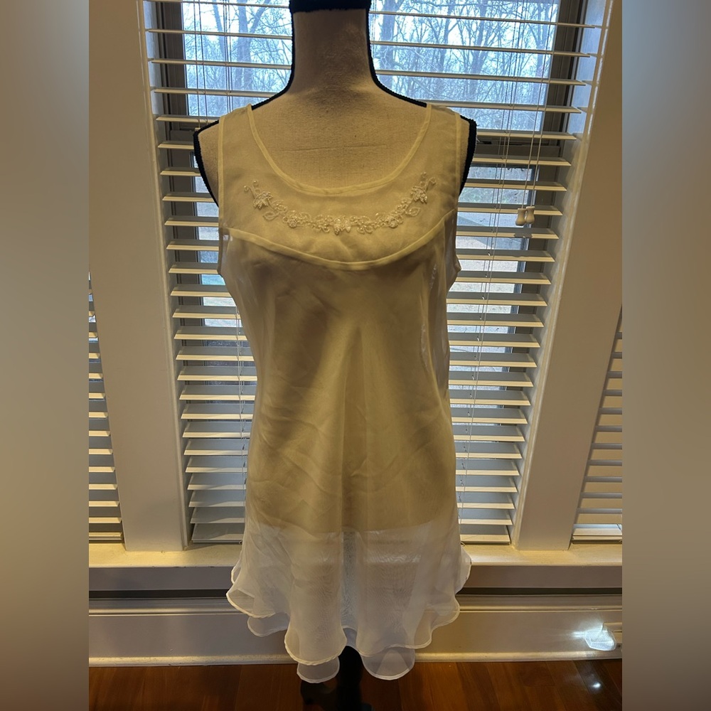 VICTORIA'S SECRET Cream Lace Babydoll Nightie Cami Sexy bridal chemise gown SZ S